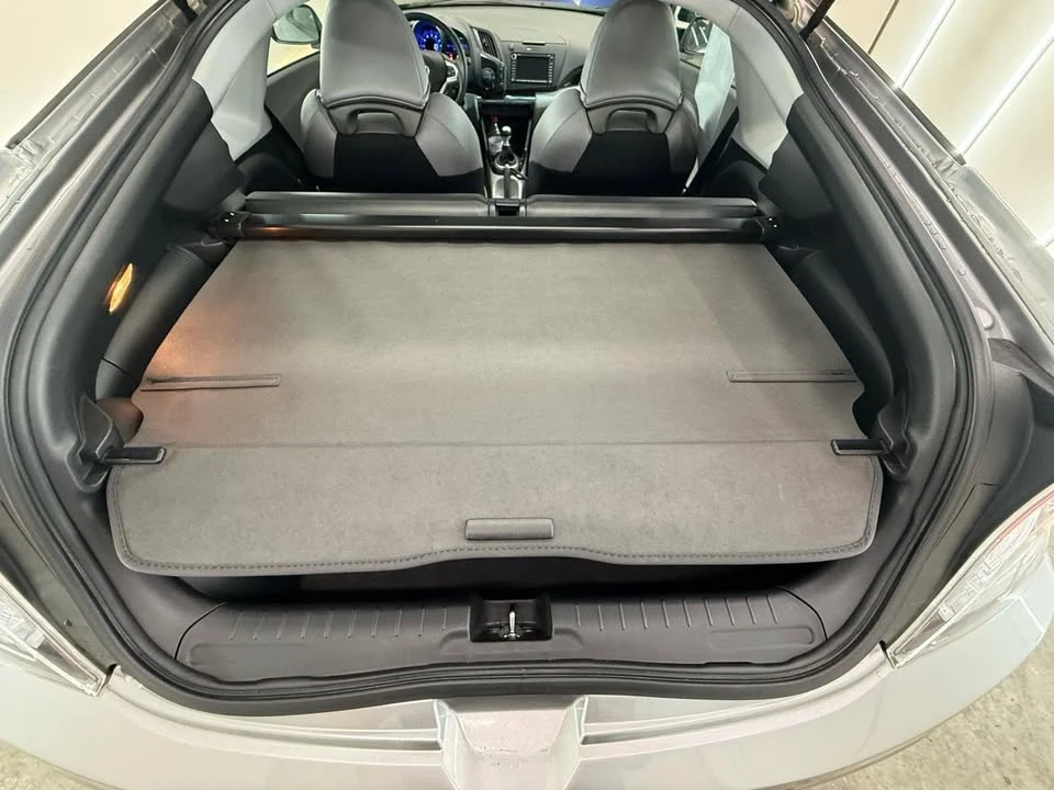 2011 Honda CR-Z - Image 10 of 20