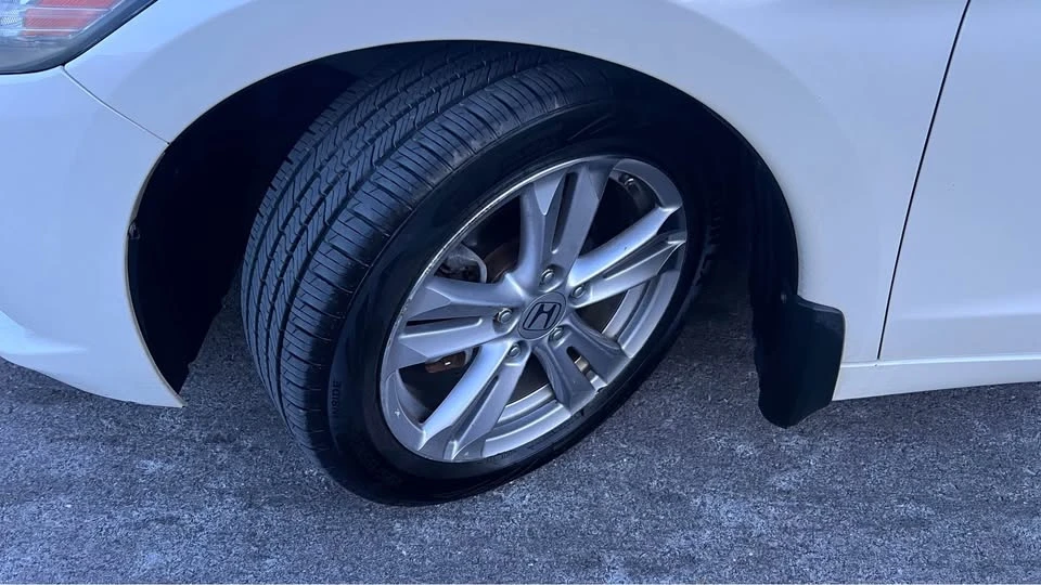 2011 Honda CR-Z - Image 17 of 20