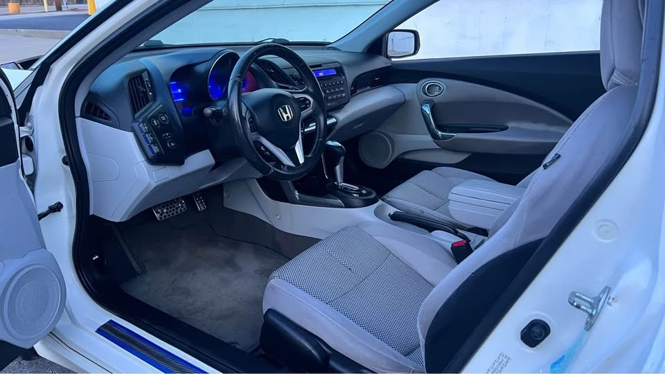 2011 Honda CR-Z - Image 12 of 20