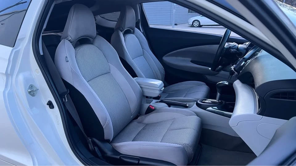 2011 Honda CR-Z - Image 14 of 20
