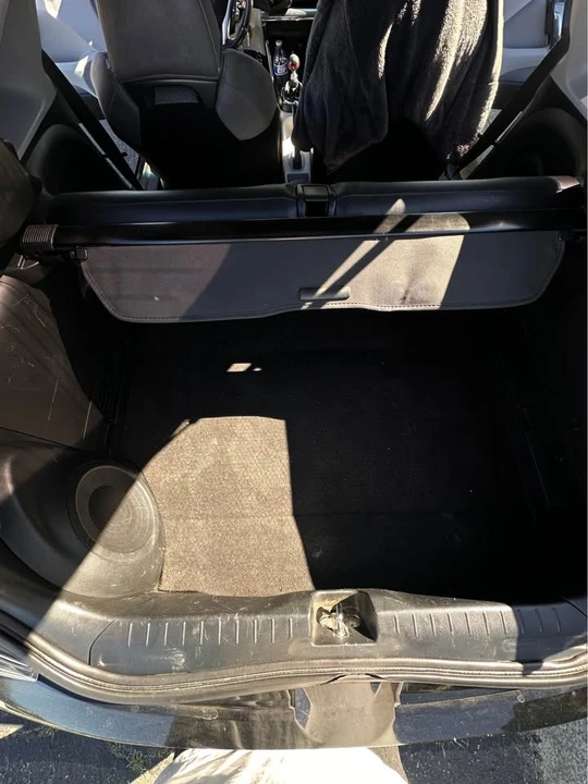 2011 Honda CR-Z - Image 13 of 17