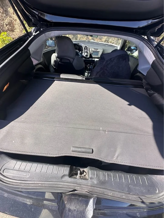 2011 Honda CR-Z - Image 10 of 17