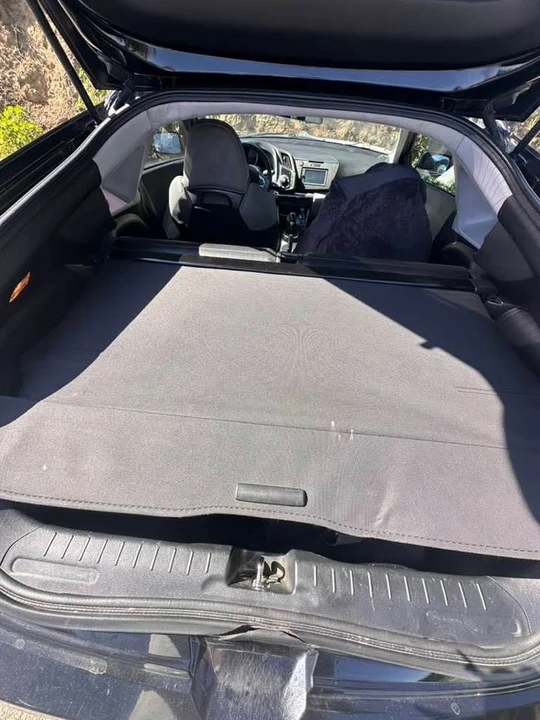2011 Honda CR-Z - Image 5 of 20