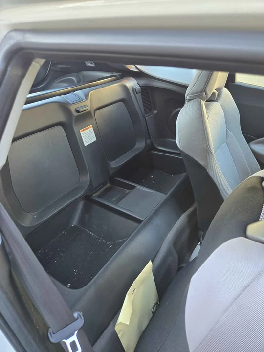 2011 Honda CR-Z - Image 6 of 15