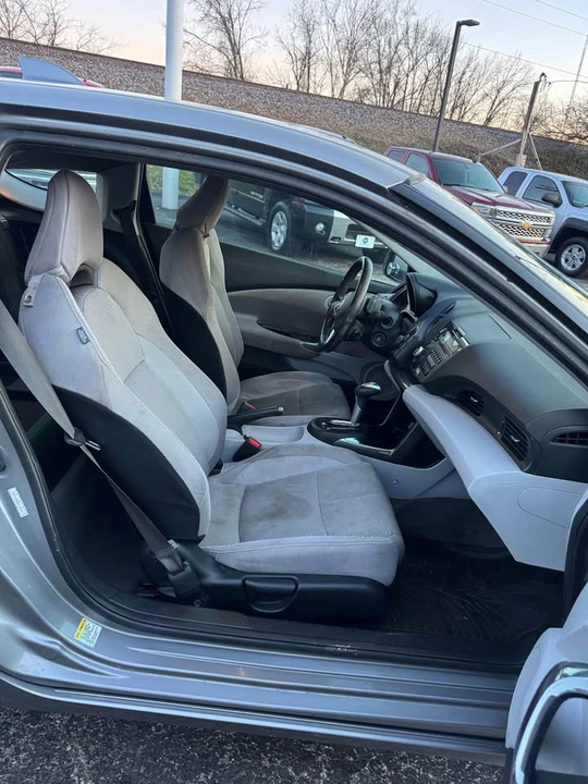 2011 Honda CR-Z - Image 15 of 20