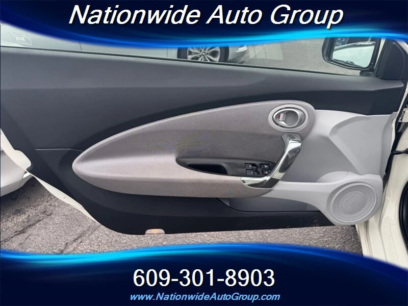 2011 Honda CR-Z - Image 12 of 20