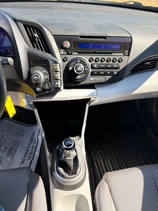 2011 Honda CR-Z - Image 10 of 17