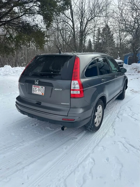 2011 Honda CR-V 3rd Gen - Image 3 of 7