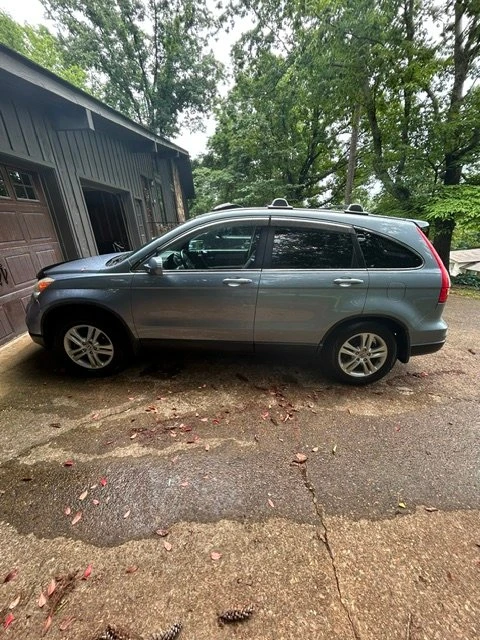 2011 Honda CR-V 3rd Gen - Image 2 of 12