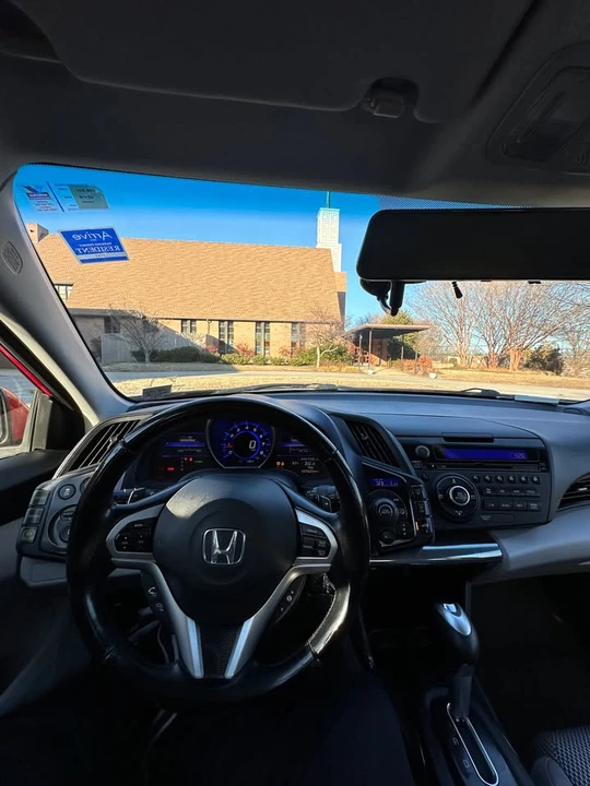 2011 Honda CR-Z - Image 8 of 18