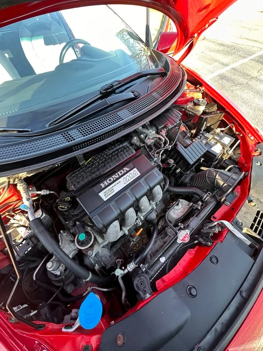 2011 Honda CR-Z - Image 17 of 18
