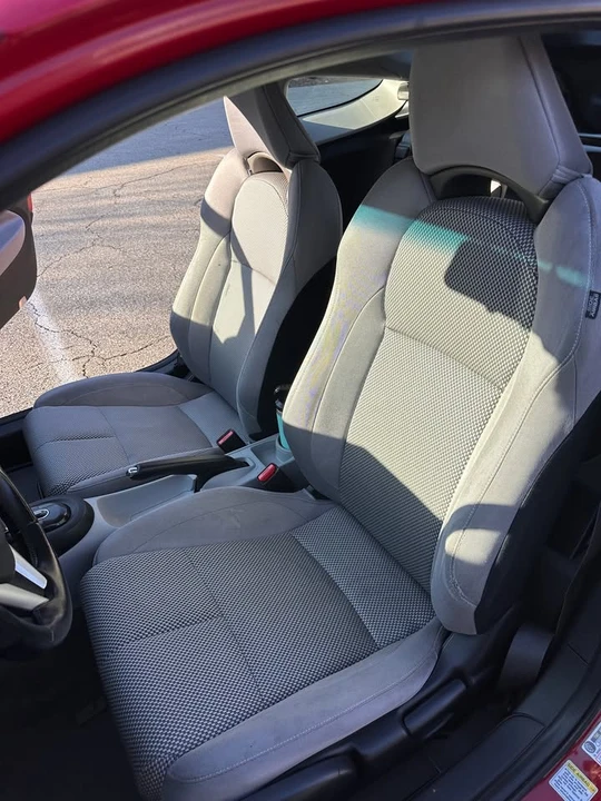 2011 Honda CR-Z - Image 7 of 18