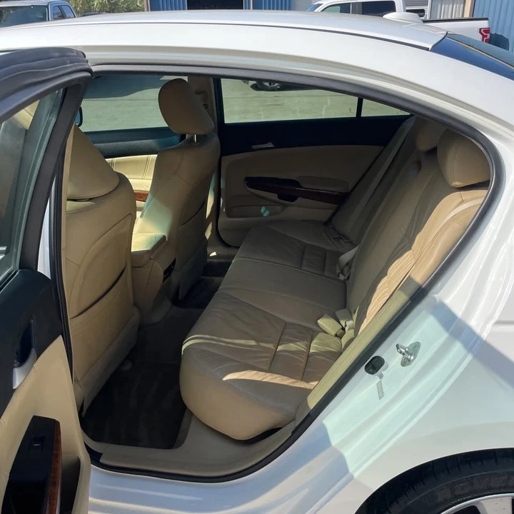 2011 Honda Accord 8th Gen - Image 12 of 17