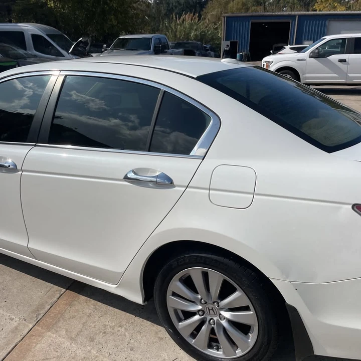 2011 Honda Accord 8th Gen - Image 2 of 17