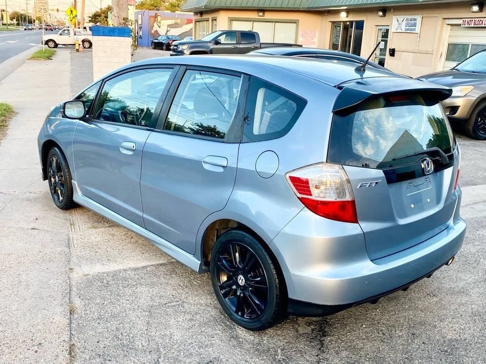 2011 Honda Fit - Image 3 of 19