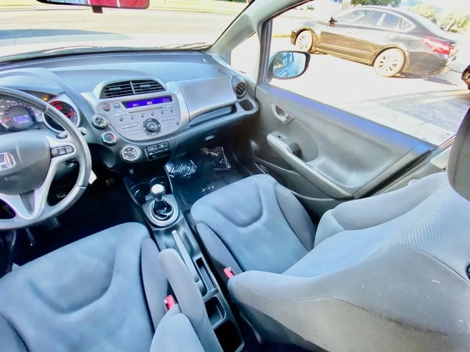 2011 Honda Fit - Image 16 of 19