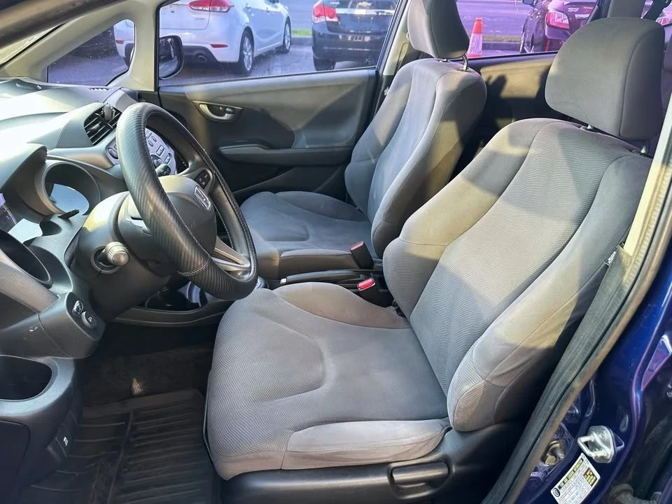 2011 Honda Fit - Image 10 of 18
