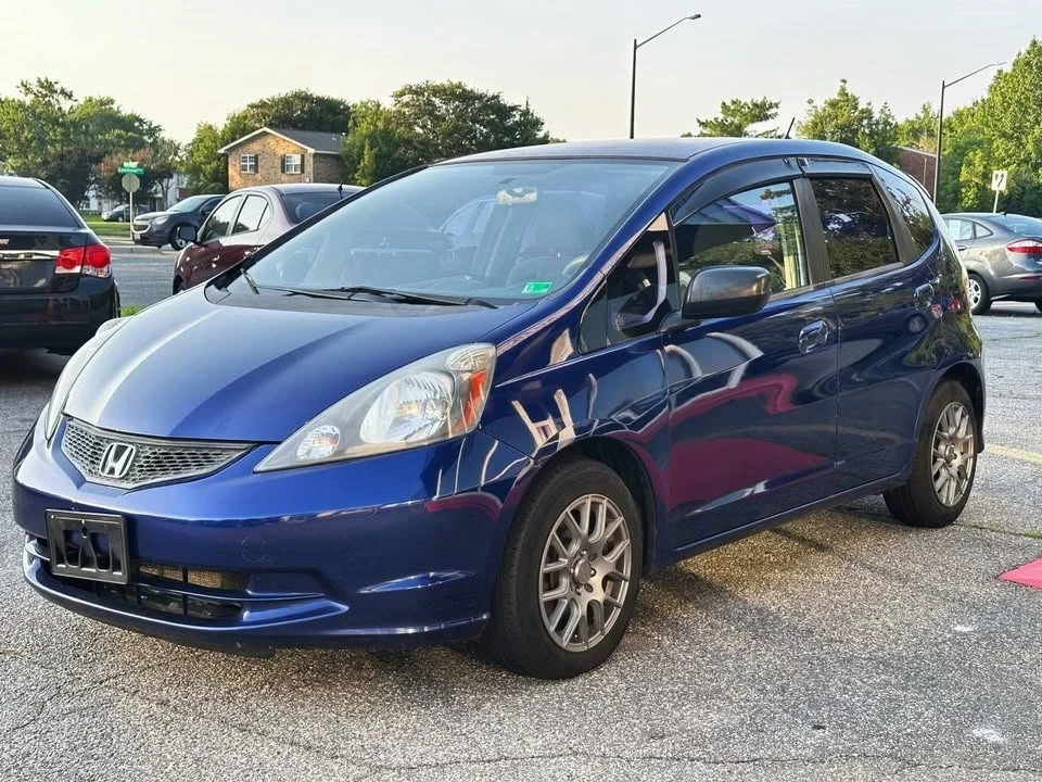 2011 Honda Fit - Image 8 of 18