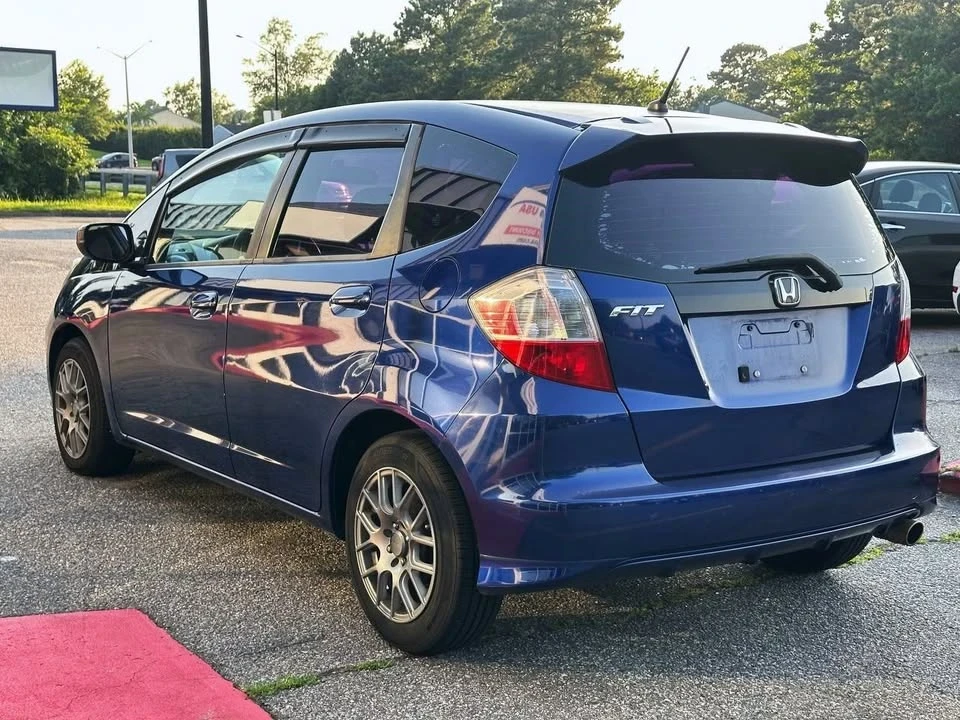 2011 Honda Fit - Image 6 of 18