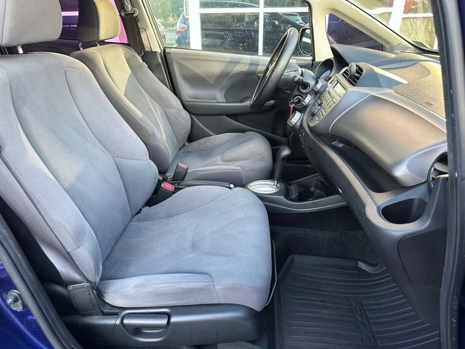 2011 Honda Fit - Image 17 of 18