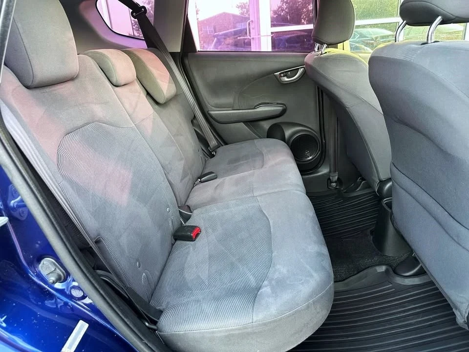 2011 Honda Fit - Image 16 of 18