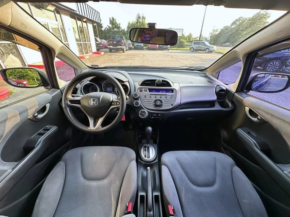 2011 Honda Fit - Image 12 of 18