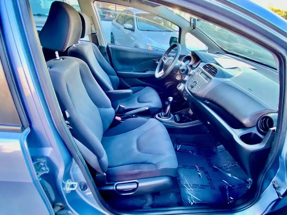 2011 Honda Fit - Image 18 of 19