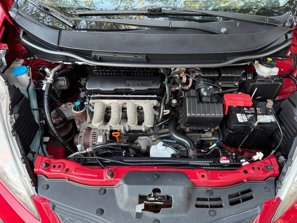 2011 Honda Fit - Image 10 of 12