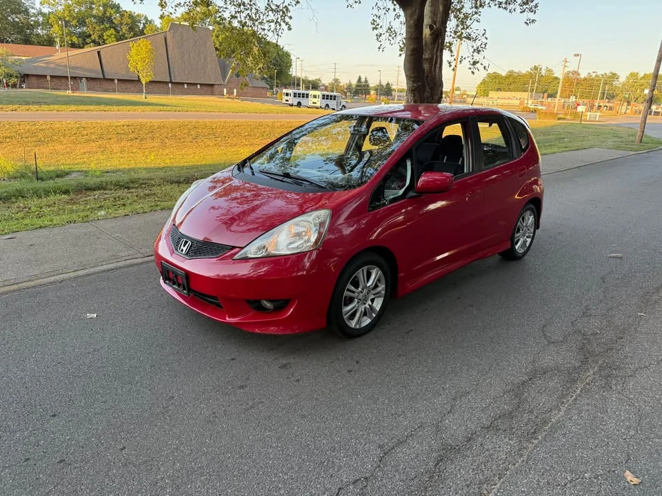 2011 Honda Fit - Image 2 of 12