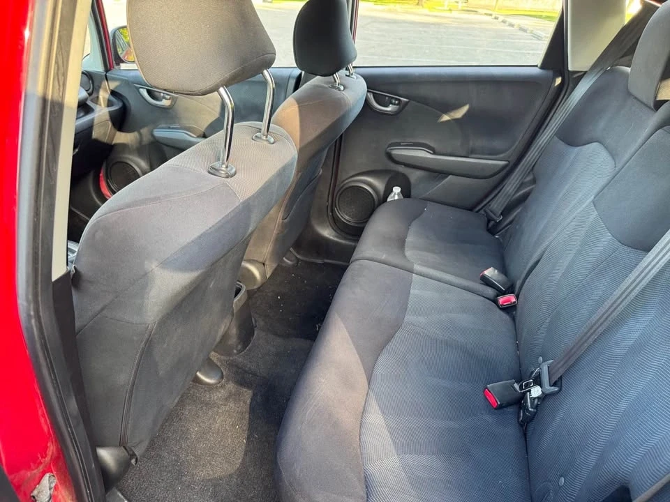 2011 Honda Fit - Image 11 of 13