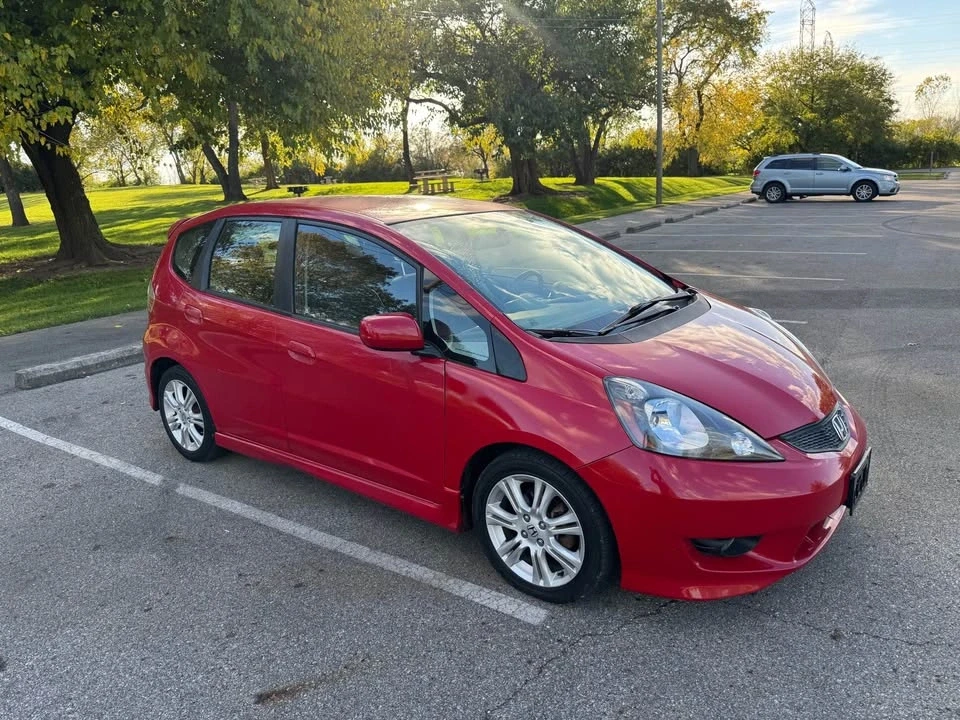 2011 Honda Fit - Image 8 of 13