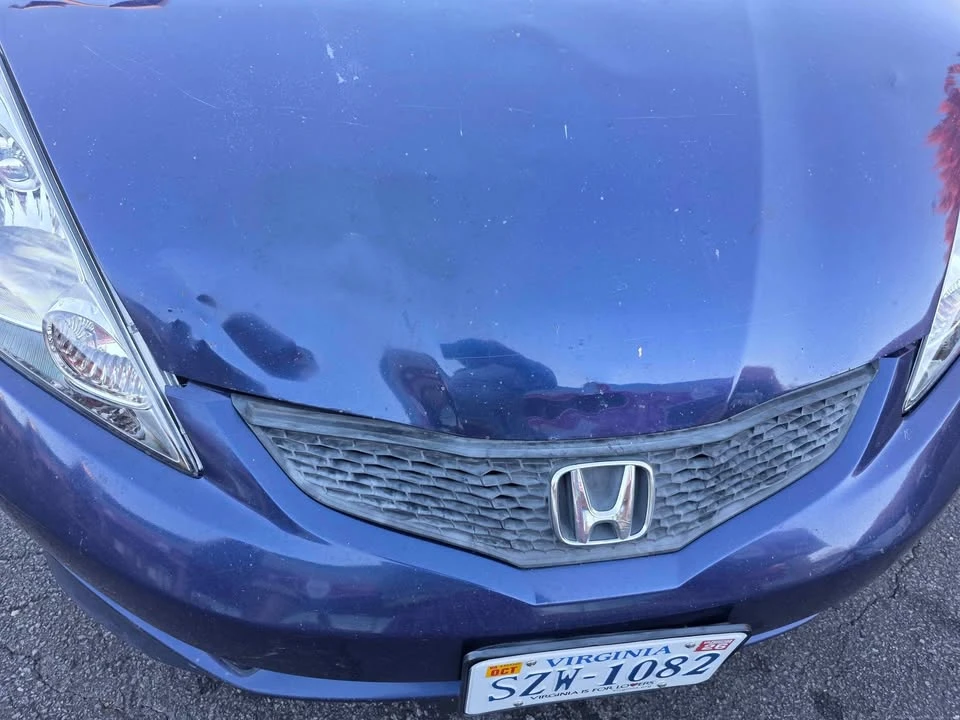 2011 Honda Fit - Image 2 of 4
