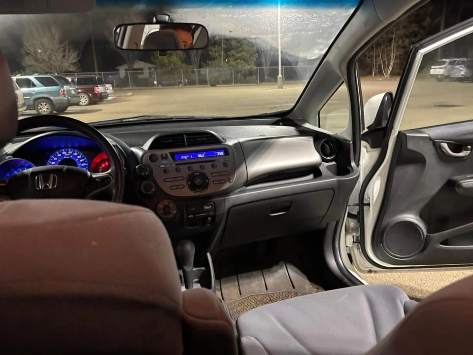 2011 Honda Fit - Image 7 of 10