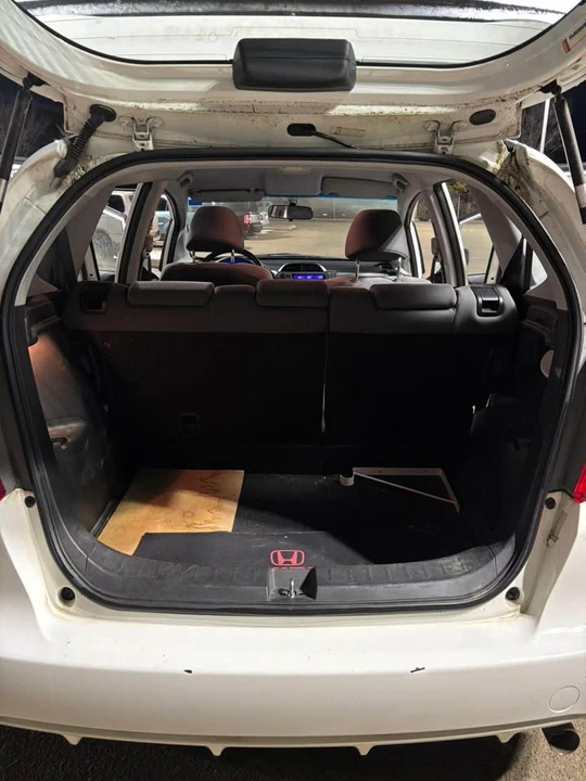 2011 Honda Fit - Image 5 of 10