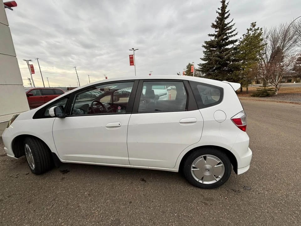2011 Honda Fit - Image 4 of 10
