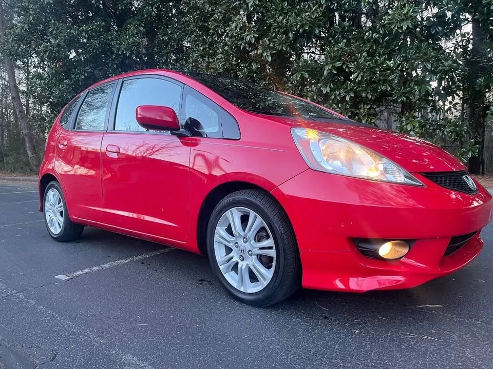 2011 Honda Fit - Image 15 of 20