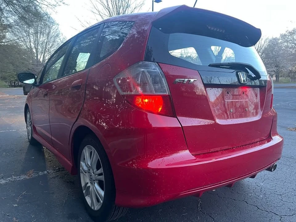 2011 Honda Fit - Image 7 of 20