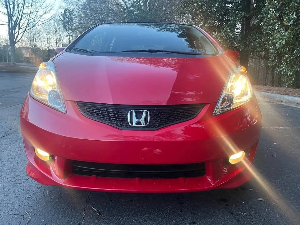 2011 Honda Fit - Image 17 of 20