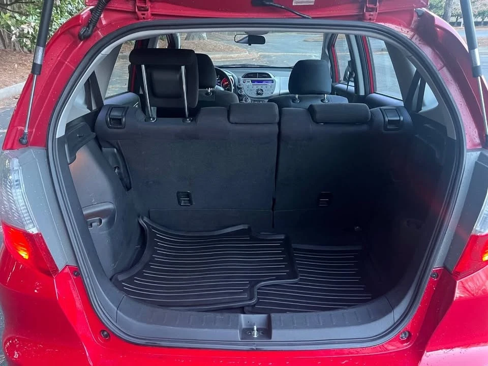 2011 Honda Fit - Image 10 of 20
