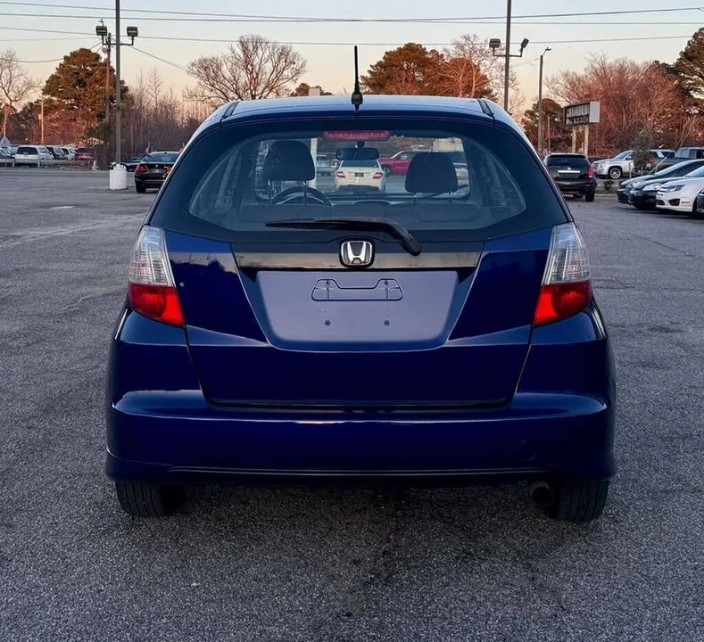 2011 Honda Fit - Image 4 of 17