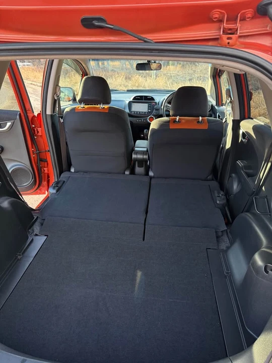 2011 Honda Fit - Image 12 of 13