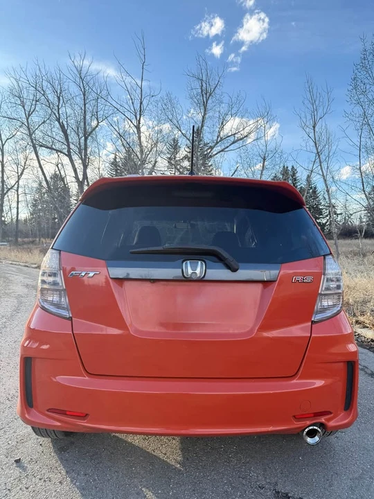2011 Honda Fit - Image 6 of 13