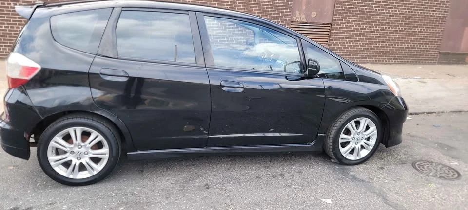 2011 Honda Fit - Image 5 of 7