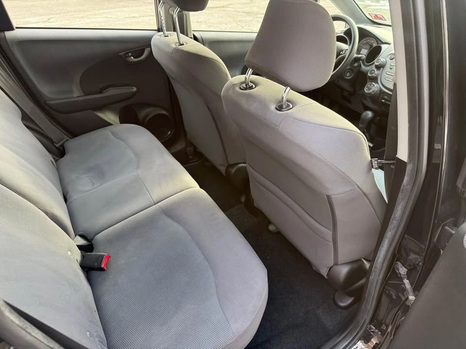 2011 Honda Fit - Image 10 of 11