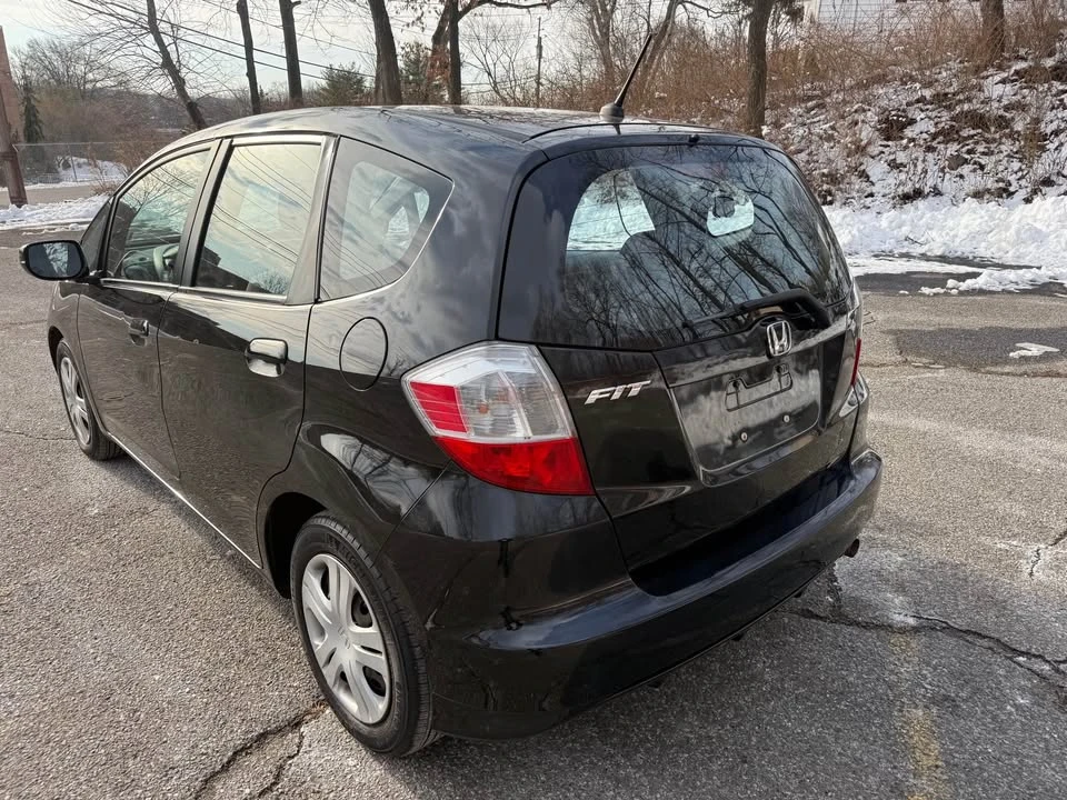 2011 Honda Fit - Image 7 of 11