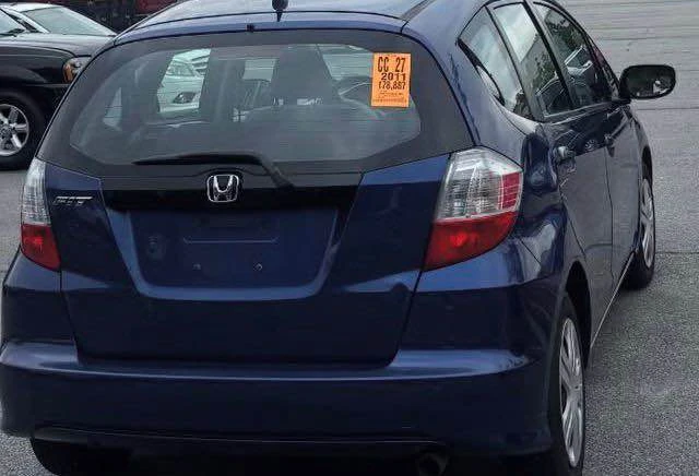 2011 Honda Fit - Image 6 of 8