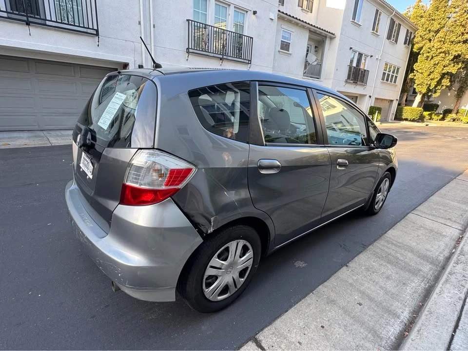 2011 Honda Fit - Image 3 of 9
