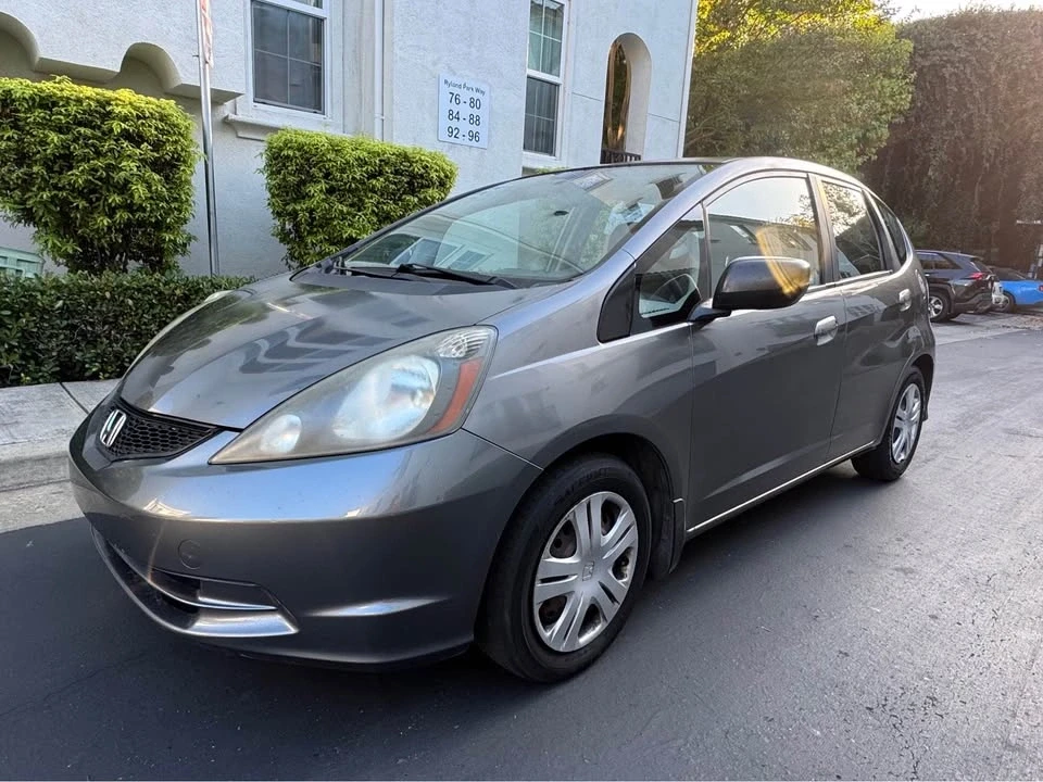 2011 Honda Fit - Image 7 of 9