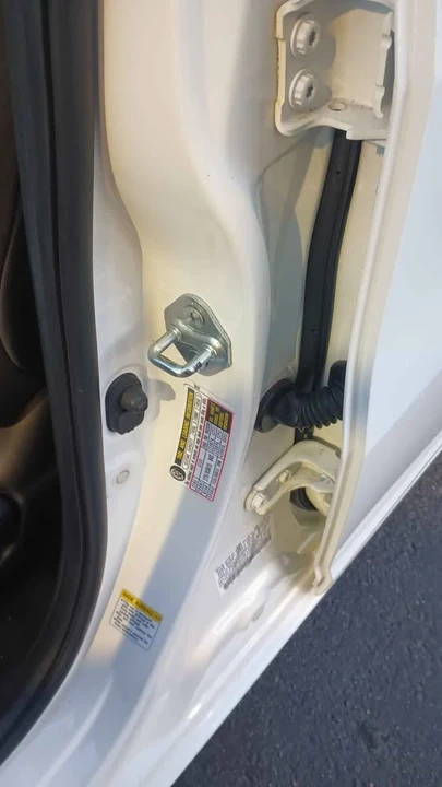 2011 Honda Fit - Image 9 of 17