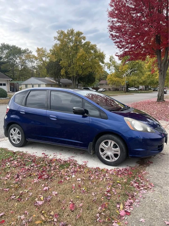 2011 Honda Fit - Image 3 of 17